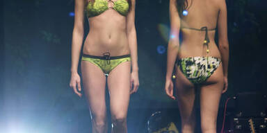 Mirna & Fabienne: Beautys im Bikini