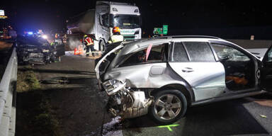 Unfall-Opfer von Lkw &uuml;berrollt &ndash; tot