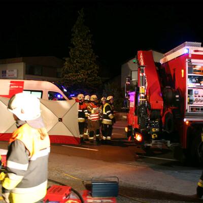 Autorennen endet an Hausmauer