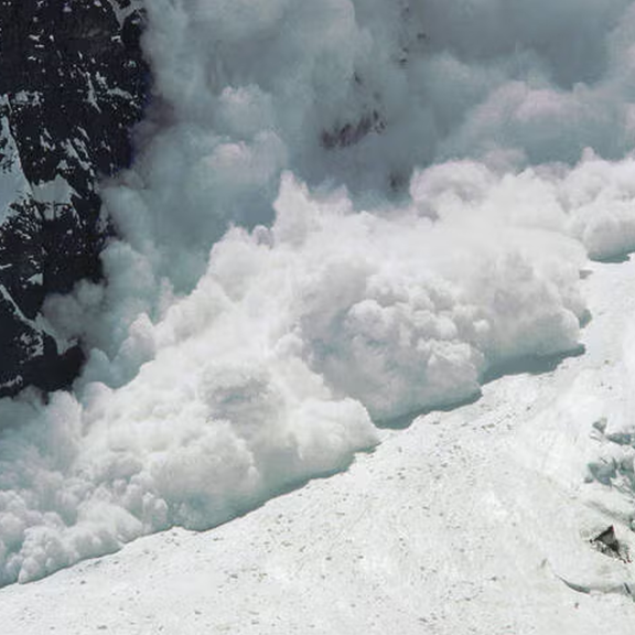 8 Menschen bei Lawinenunglücken getötet