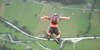 Leberl: Base-Jump als tödliches Hobby