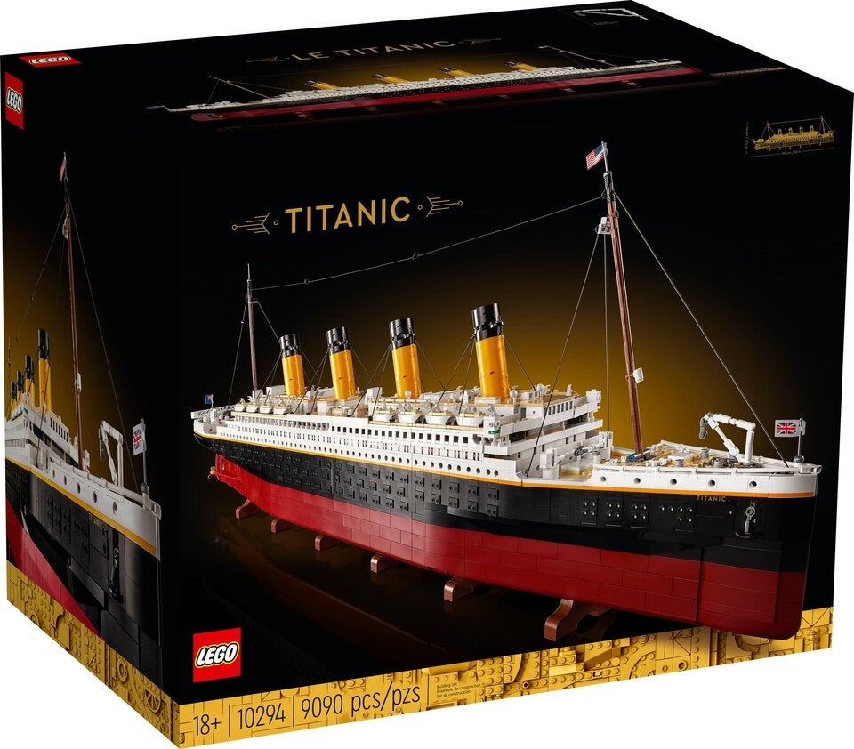 Lego lässt die Titanic vom Stapel
