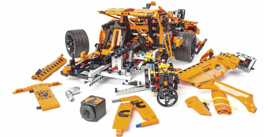 Crashtest von Lego-Porsche wird Internet-Hit