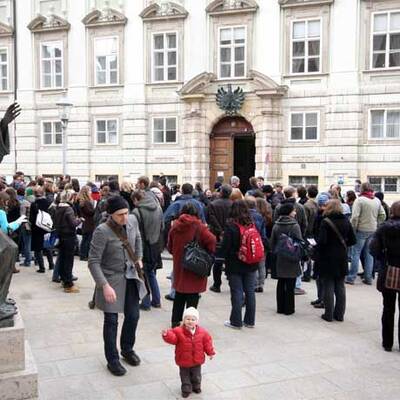 Lehrer-Demo vor dem Unterrichtsministerium