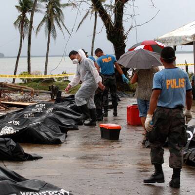 Taifun Haiyan: Chaos auf den Philippinen
