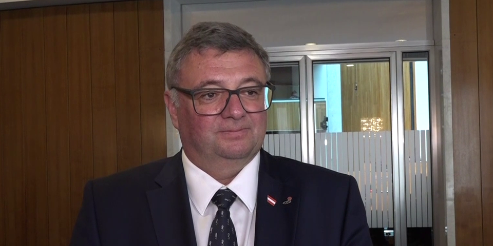 7 Staatssekretariate kosten 700.000 Euro im Monat