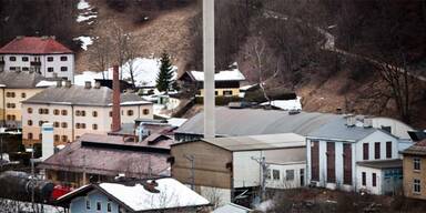 Zwei Arbeiter sterben in Hochofen