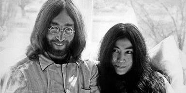 Beatles Gitarre f&uuml;r 2,4 Mio. versteigert