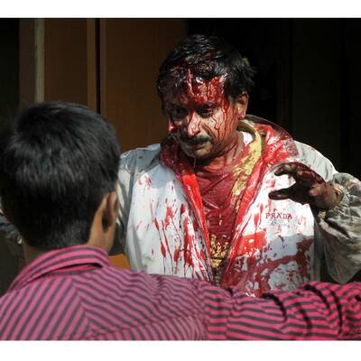 Ein ausgewachsener Leopard hat im Nordosten Indiens Angst und Schrecken verbreitet und vier Menschen verletzt. 