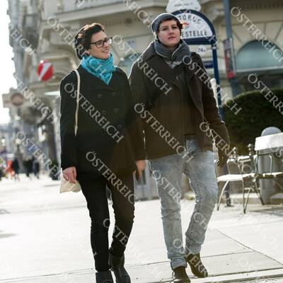 Weil sie sich küssten, wurden zwei Wienerinnen im Café Prückel des Lokals verwiesen.