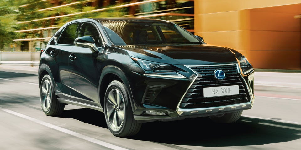 Lexus zündet Sondermodell-Feuerwerk