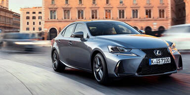 So gut ist der "neue" Lexus IS 300h