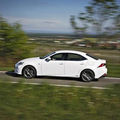 Lexus IS300h F-Sport