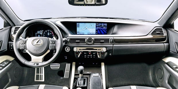 Lexus GS F greift M5 und RS 7 an