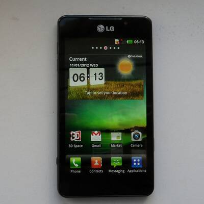 LG Optimus 3D