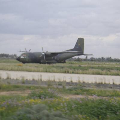 ...Teile der Armee sind übergelaufen.