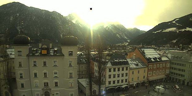 Schnee legt das Land lahm