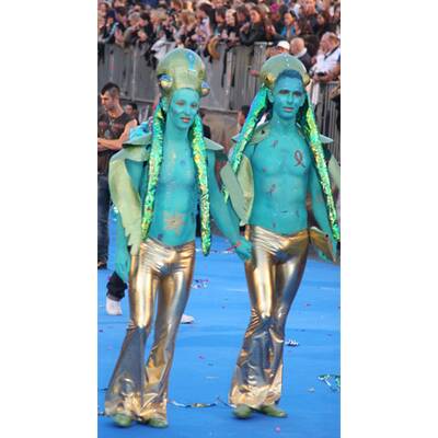 Blue Carpet: Die besten Kostüme am Life Ball