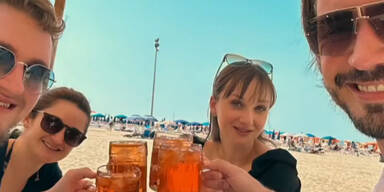 So schlagfertig kontert Svazek Kritik an ihrem Lignano-Urlaub