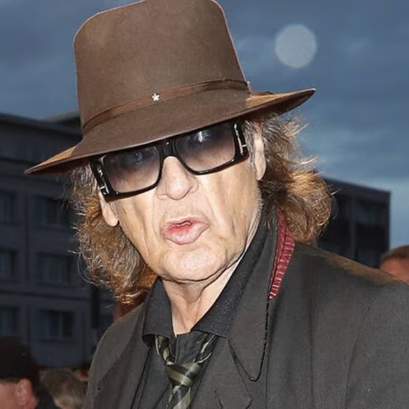 Schock! Udo Lindenberg (80) in Klinik eingeliefert!