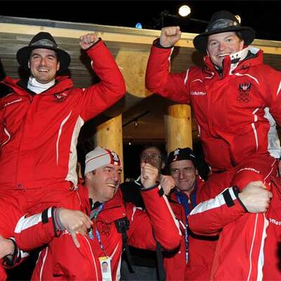 Goldene Linger-Brüder lassen sich feiern