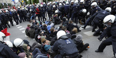 Verletzte nach Krawallen bei Demos in Wien