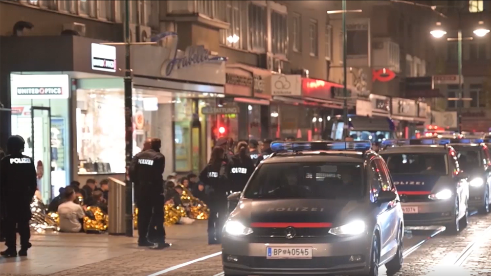 Terror-Bande hält Stadt im Würgegriff