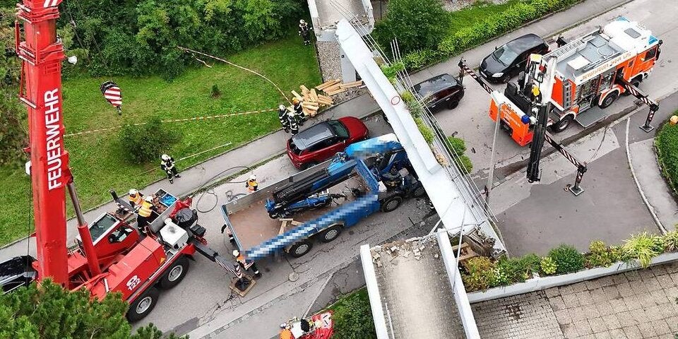 Zwei Personen wurden verletzt.