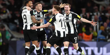 Newcastle jubelt gegen Liverpool