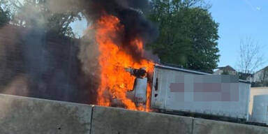 Spektakul&auml;rer Lkw-Brand auf der Autobahn A21
