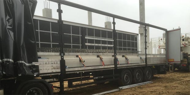 Erster Blick in den Todes-Lkw