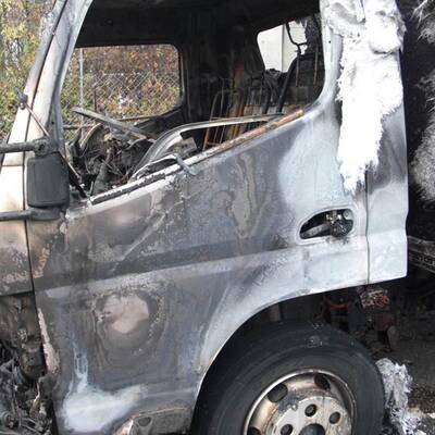 Parkplatzfrust: LKWs angezündet