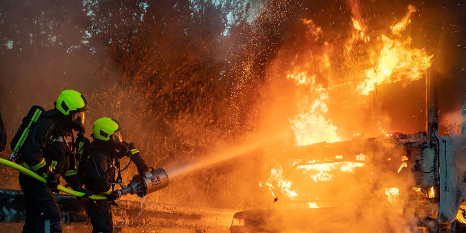 Stau-Chaos nach Lkw-Brand auf der A1