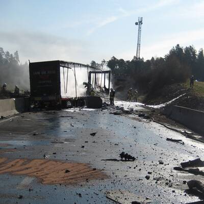 Lenker rettete sich in letzter Sekunde