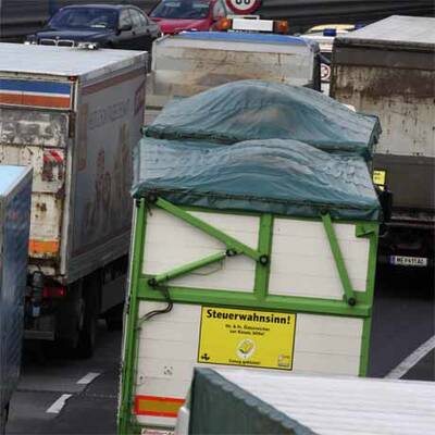 Lkw legen Verkehr in Wien lahm