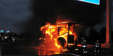 A4 wurde nach Lkw-Brand gesperrt