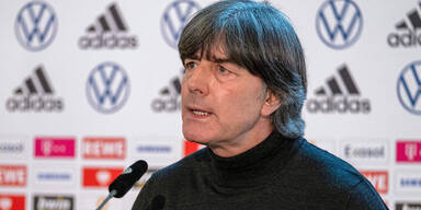 So plant L&ouml;w den Titel-Abschied