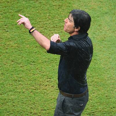 Jogi Löw im Regen