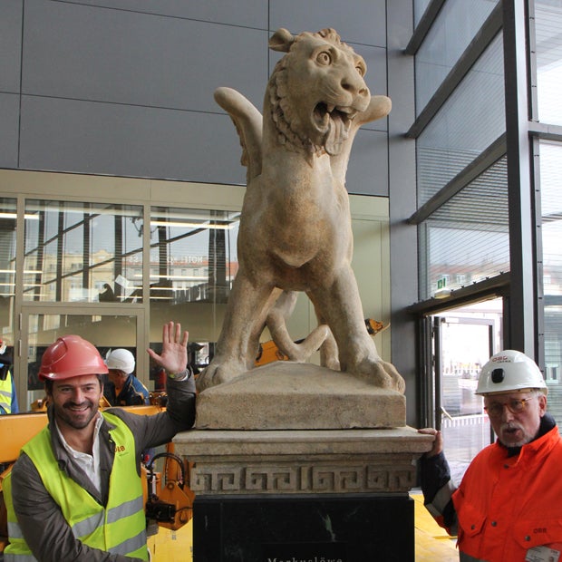 Markus-Löwe ziert Wiens Bahnhof