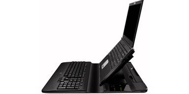 Notebook-Ständer und Maus von Logitech