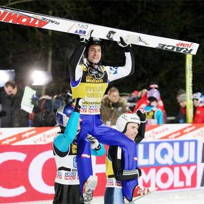 Wolfgang Loitzl triumphiert bei der Vierschanzen-Tournee