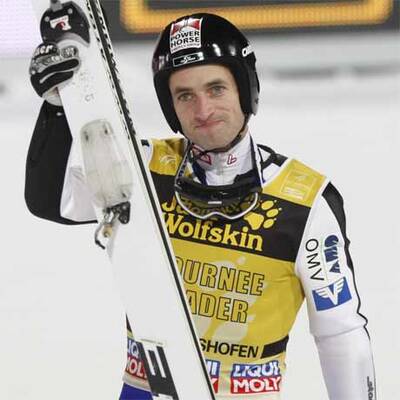 Wolfgang Loitzl triumphiert bei der Vierschanzen-Tournee