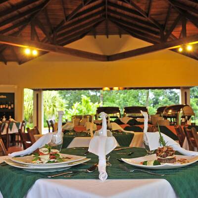 10. Nandini Bali Jungle Resort & Spa (Ubud, Bali)