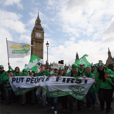 Demo gegen die Krise