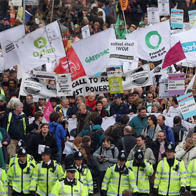 Demo gegen die Krise