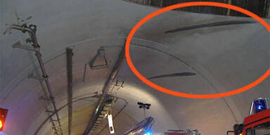 Irrer Looping-Crash in Autobahntunnel