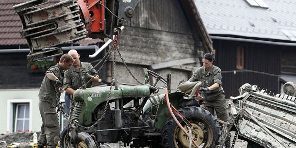 Blitz legte Franz-Josefs-Bahn lahm