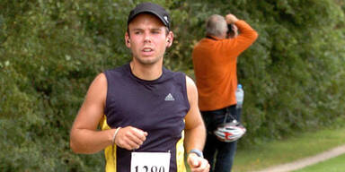 Todes- Pilot hatte Schulden