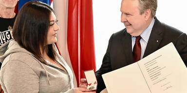Wiens B&uuml;rgermeister Ludwig ehrte jugendliche Lebensretter