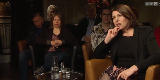 Richard Lugner schläft während ORF-Sendung ein